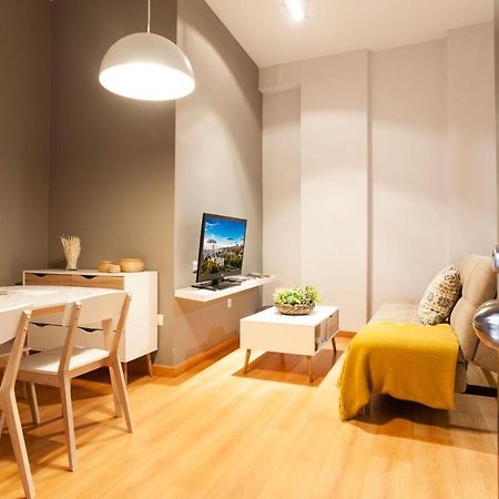 Bhost - Apartamento Victoria Малага Экстерьер фото