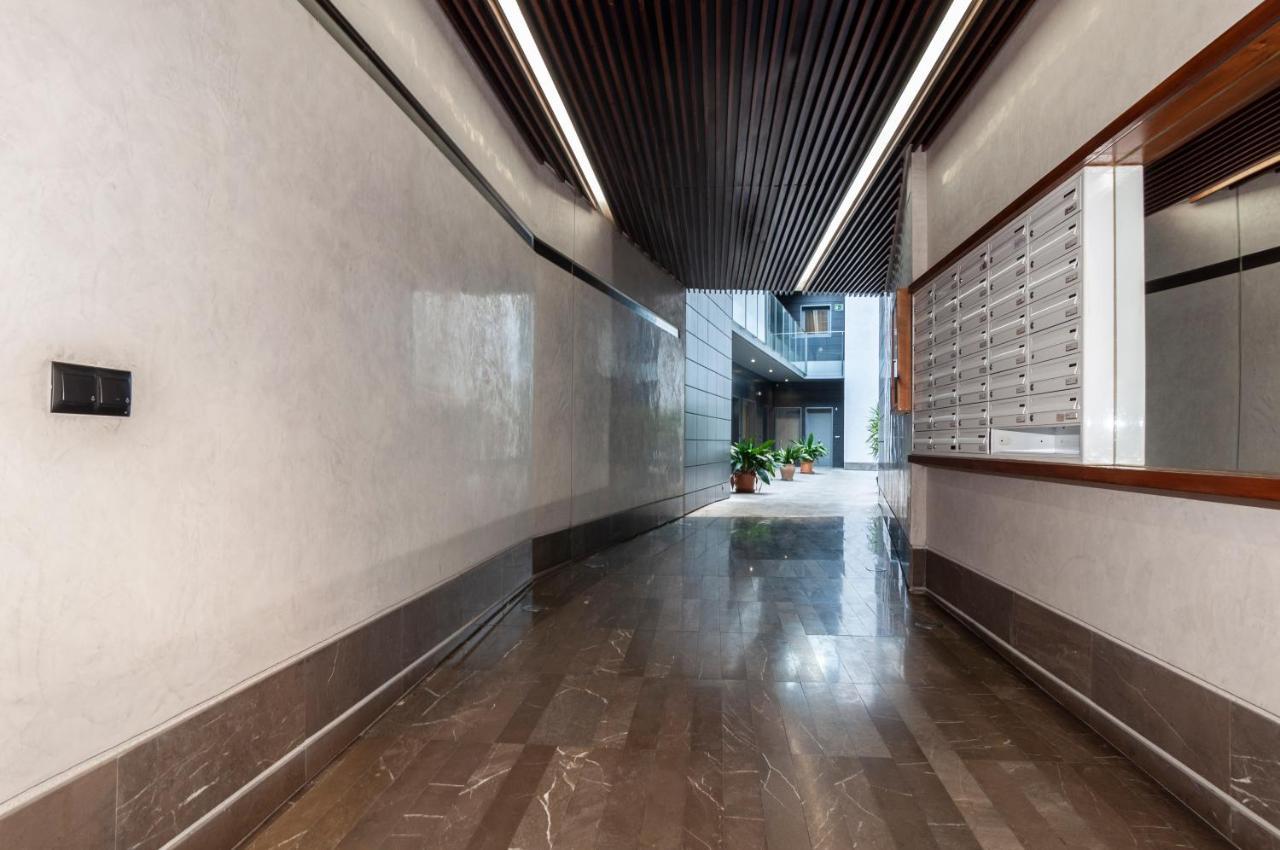 Bhost - Apartamento Victoria Малага Экстерьер фото